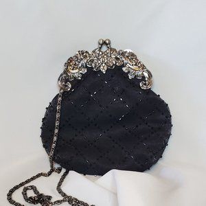 Jessica McClintock Vintage Clamshell